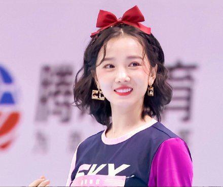 穿成七零小辣椒，反手拿捏极品